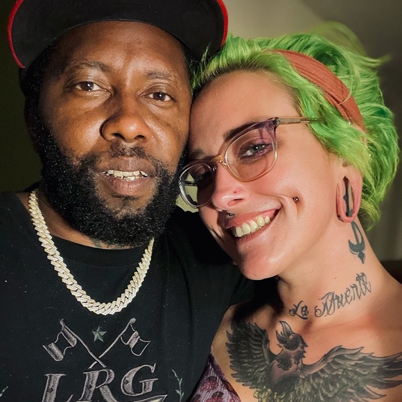 Meet your Posher, Jordan (Snow) - Picture 2 of 5